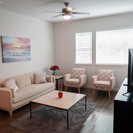 Luxury Designed 2 Bedrooms Part Hotel In Woodland Hills Ca 洛杉矶 外观 照片