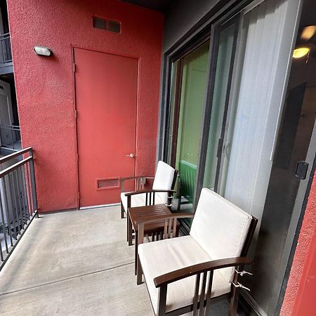 Luxury Designed 2 Bedrooms Part Hotel In Woodland Hills Ca 洛杉矶 外观 照片