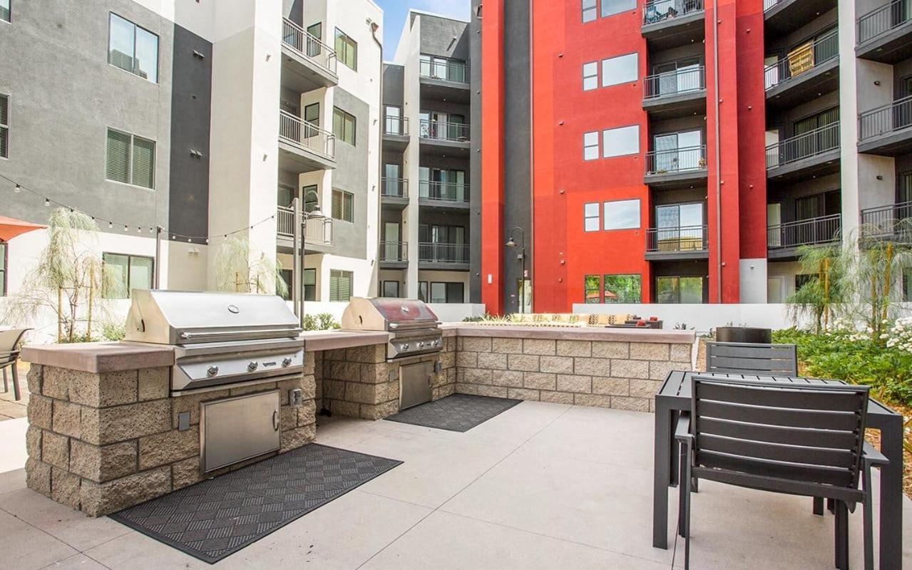 Luxury Designed 2 Bedrooms Part Hotel In Woodland Hills Ca 洛杉矶 外观 照片